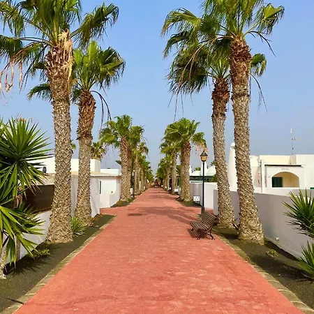 Casa Marahoba - Relax At Pool And Apartmán Playa Blanca (Lanzarote)